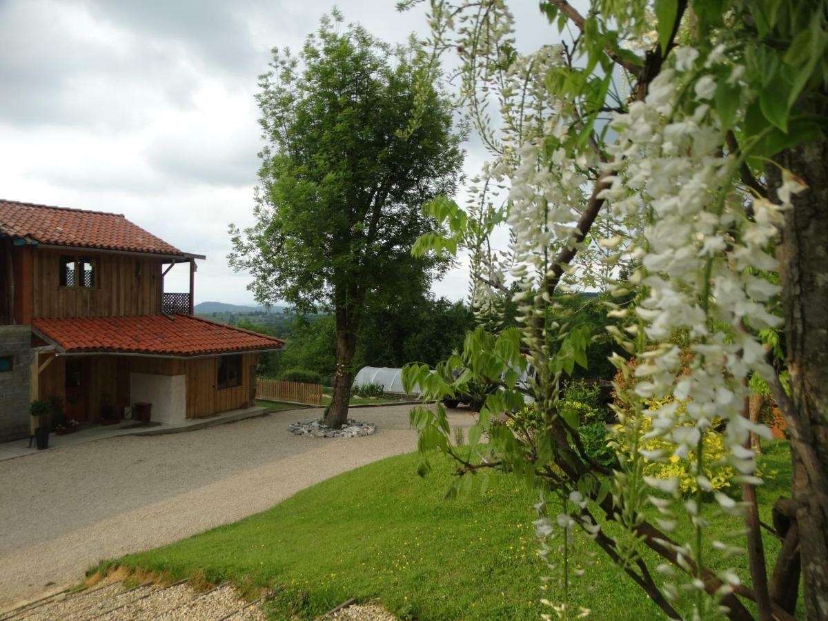 Gite Colombe Des Bois Estadens Exteriör bild